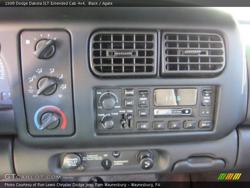Black / Agate 1998 Dodge Dakota SLT Extended Cab 4x4