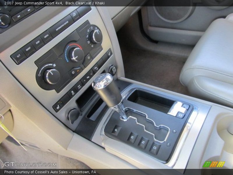 Black Clearcoat / Khaki 2007 Jeep Commander Sport 4x4