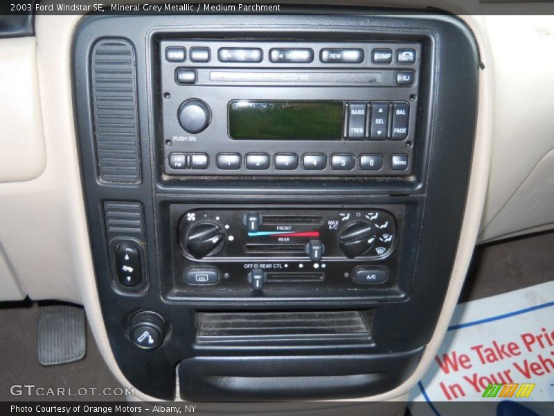 Mineral Grey Metallic / Medium Parchment 2003 Ford Windstar SE