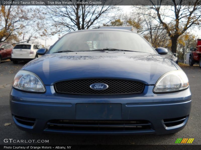 True Blue Metallic / Medium Graphite 2004 Ford Taurus SE Sedan