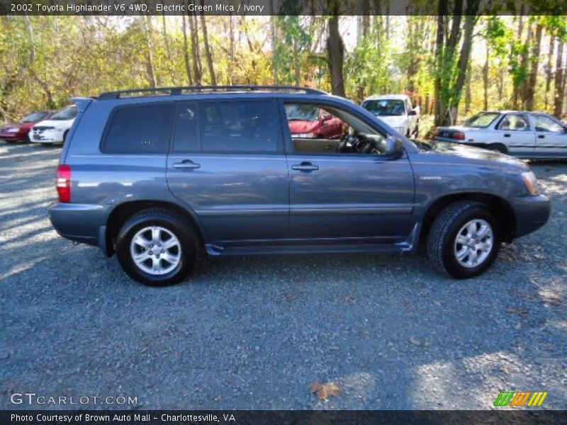 Electric Green Mica / Ivory 2002 Toyota Highlander V6 4WD