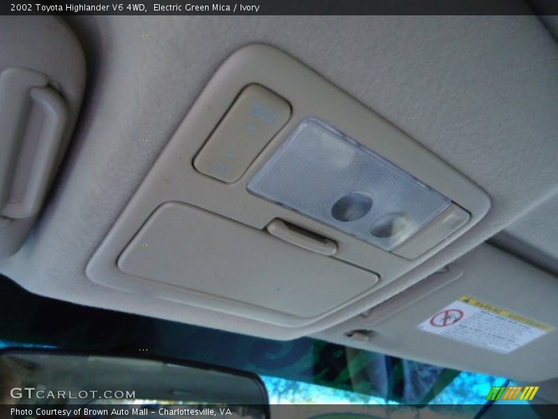 Electric Green Mica / Ivory 2002 Toyota Highlander V6 4WD