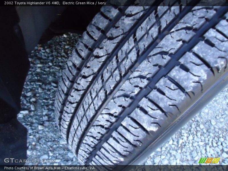 Electric Green Mica / Ivory 2002 Toyota Highlander V6 4WD