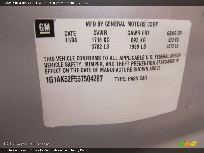 Ultra Silver Metallic / Gray 2005 Chevrolet Cobalt Sedan