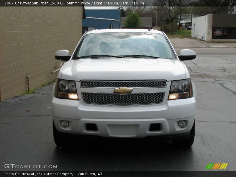 Summit White / Light Titanium/Dark Titanium 2007 Chevrolet Suburban 1500 LS