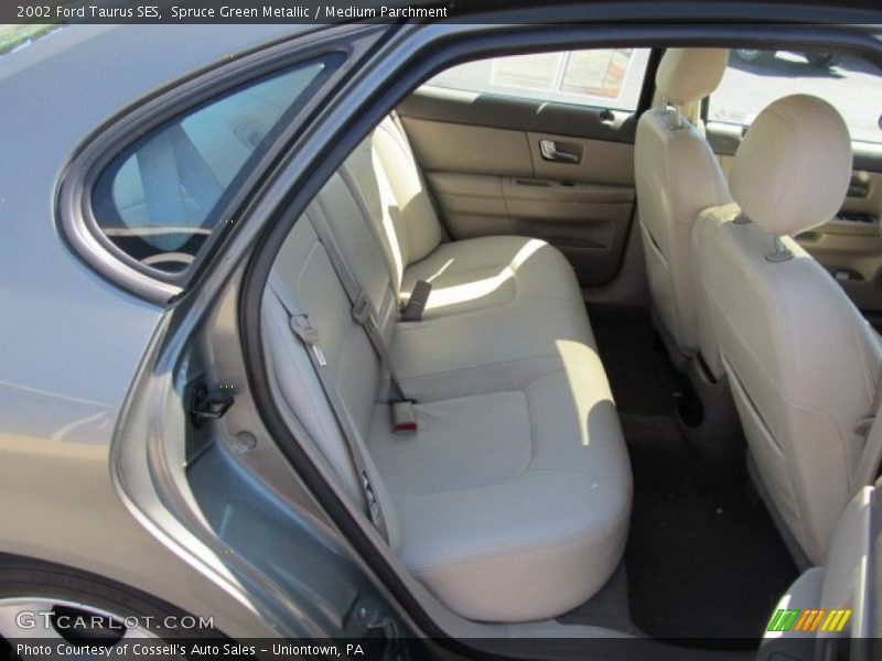 Spruce Green Metallic / Medium Parchment 2002 Ford Taurus SES