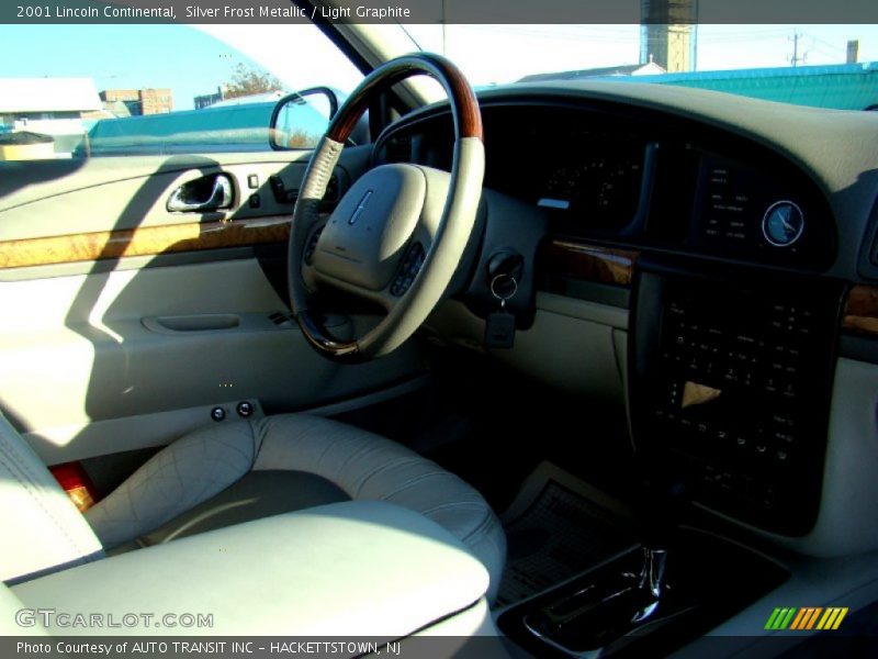 Silver Frost Metallic / Light Graphite 2001 Lincoln Continental