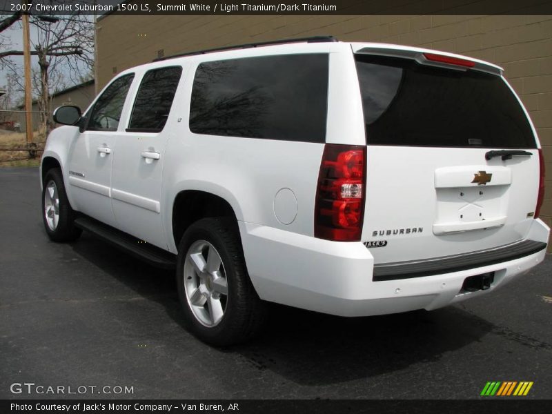 Summit White / Light Titanium/Dark Titanium 2007 Chevrolet Suburban 1500 LS