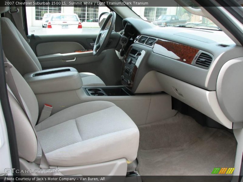 Summit White / Light Titanium/Dark Titanium 2007 Chevrolet Suburban 1500 LS