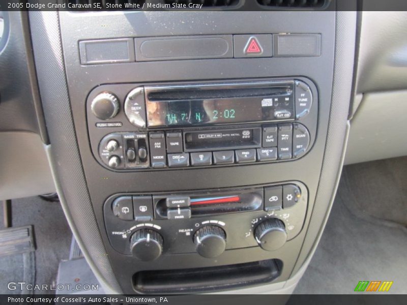 Stone White / Medium Slate Gray 2005 Dodge Grand Caravan SE