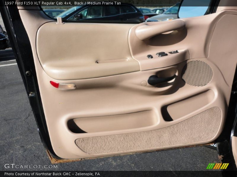 Black / Medium Prairie Tan 1997 Ford F150 XLT Regular Cab 4x4