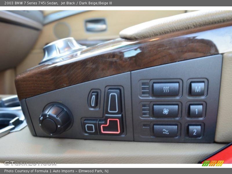 Jet Black / Dark Beige/Beige III 2003 BMW 7 Series 745i Sedan