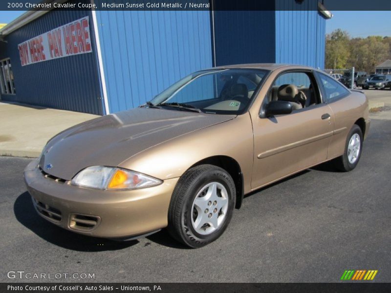 Medium Sunset Gold Metallic / Neutral 2000 Chevrolet Cavalier Coupe