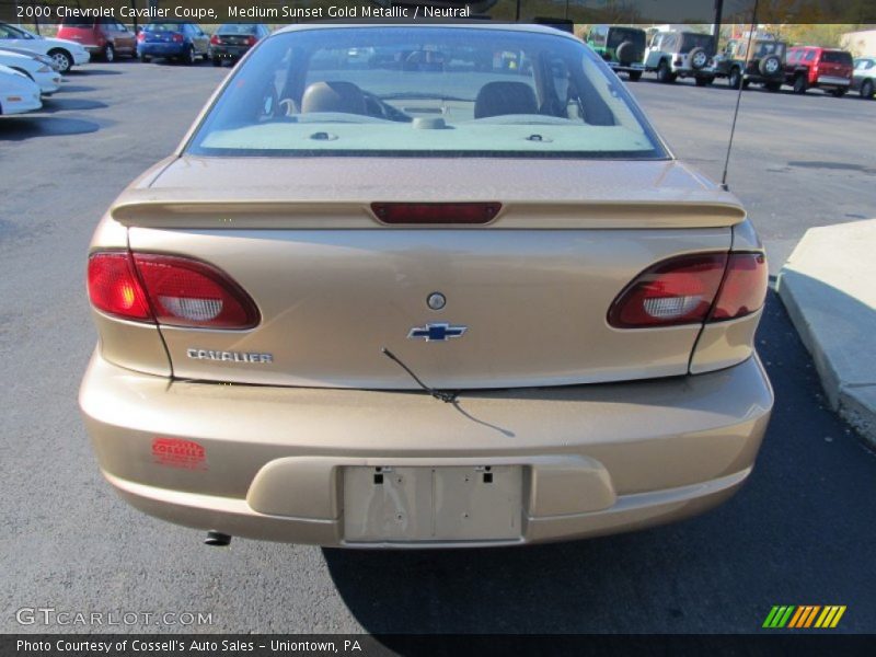 Medium Sunset Gold Metallic / Neutral 2000 Chevrolet Cavalier Coupe