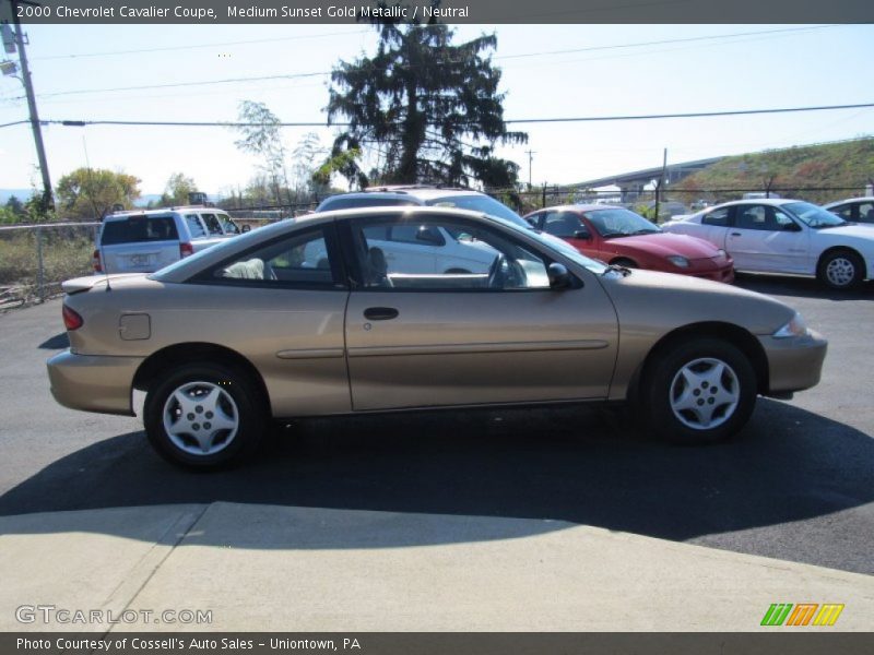 Medium Sunset Gold Metallic / Neutral 2000 Chevrolet Cavalier Coupe