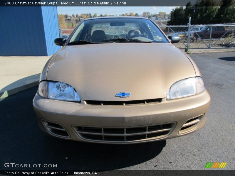Medium Sunset Gold Metallic / Neutral 2000 Chevrolet Cavalier Coupe