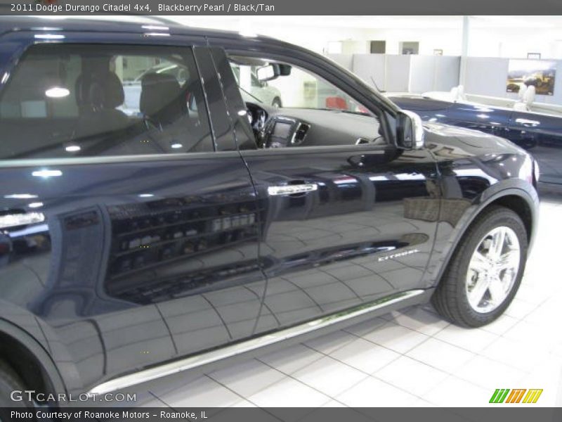 Blackberry Pearl / Black/Tan 2011 Dodge Durango Citadel 4x4
