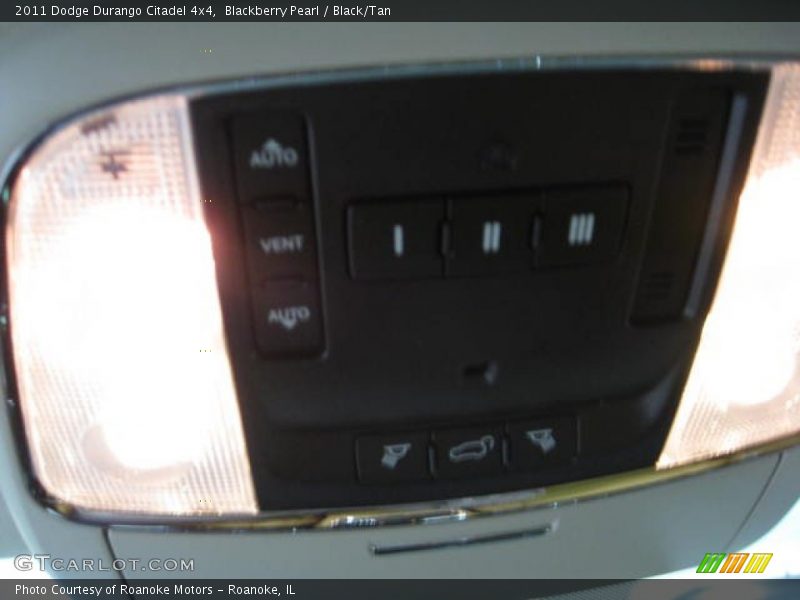 Blackberry Pearl / Black/Tan 2011 Dodge Durango Citadel 4x4