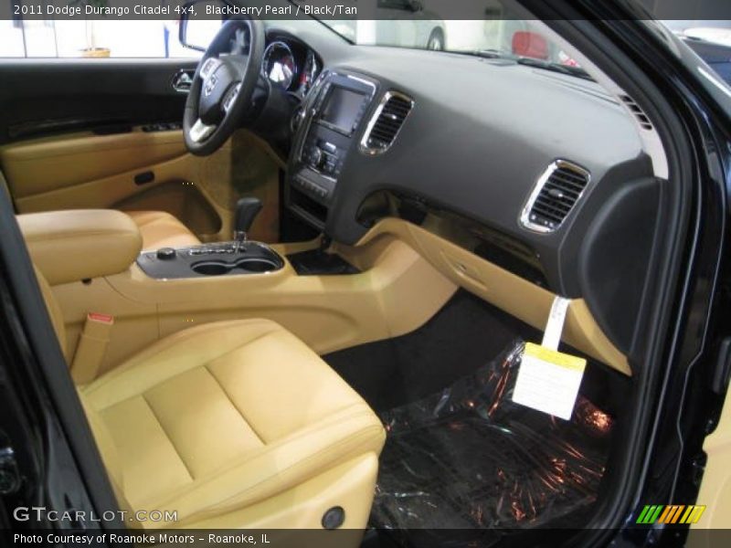 Blackberry Pearl / Black/Tan 2011 Dodge Durango Citadel 4x4