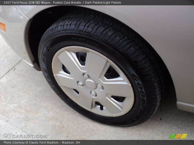 Pueblo Gold Metallic / Dark Pebble/Light Pebble 2007 Ford Focus ZXW SES Wagon
