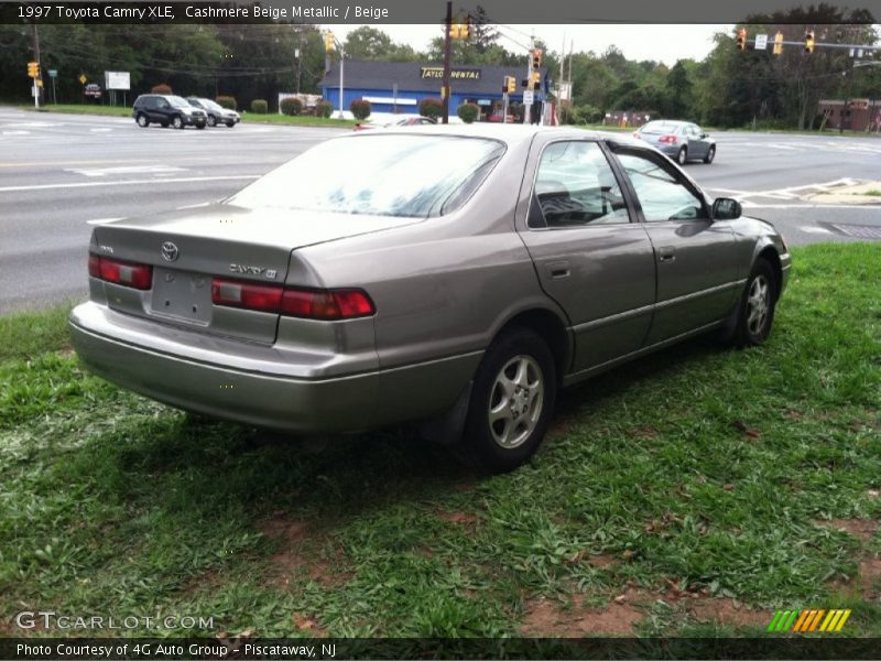 Cashmere Beige Metallic / Beige 1997 Toyota Camry XLE