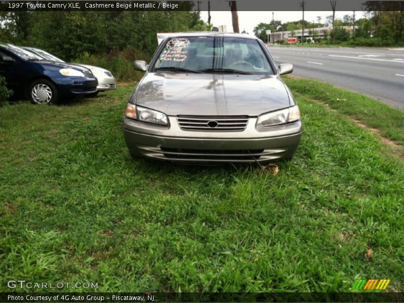 Cashmere Beige Metallic / Beige 1997 Toyota Camry XLE