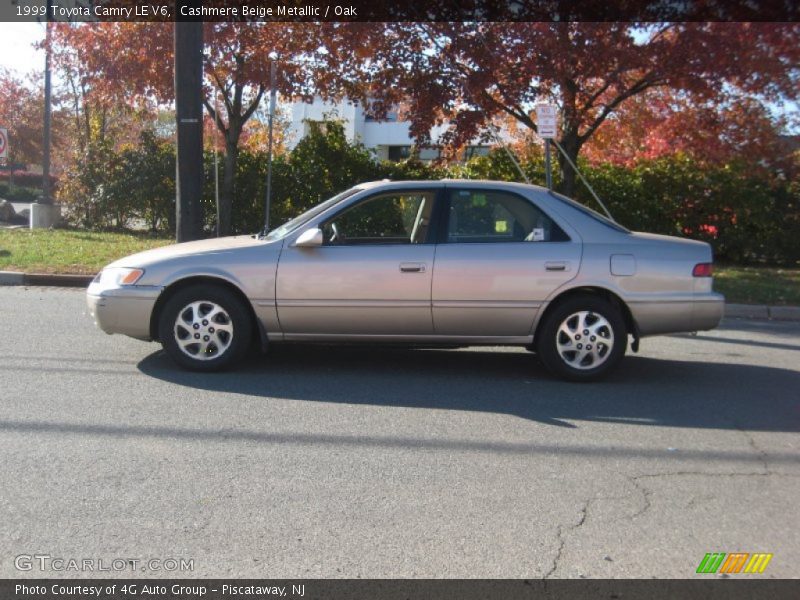 Cashmere Beige Metallic / Oak 1999 Toyota Camry LE V6