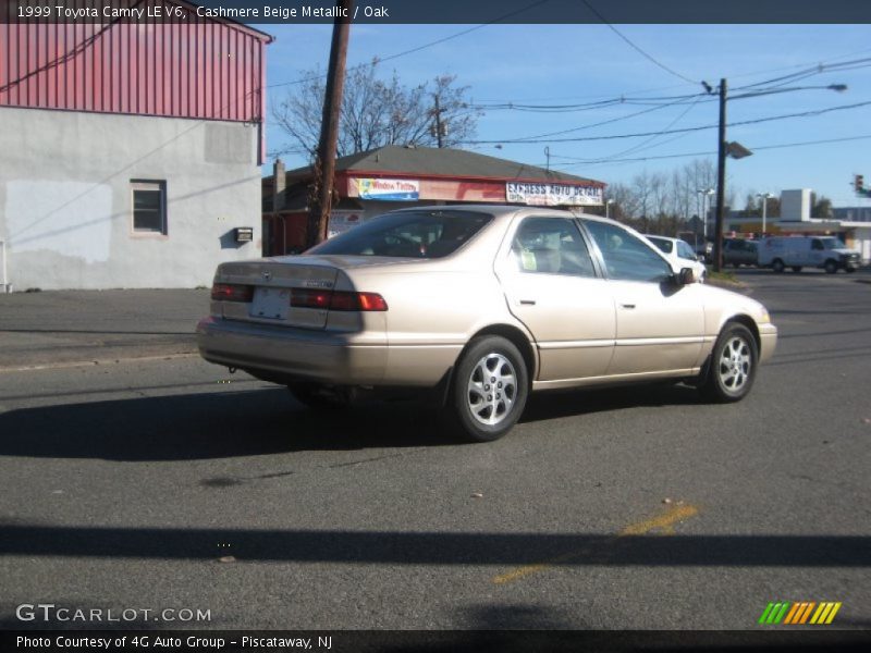 Cashmere Beige Metallic / Oak 1999 Toyota Camry LE V6