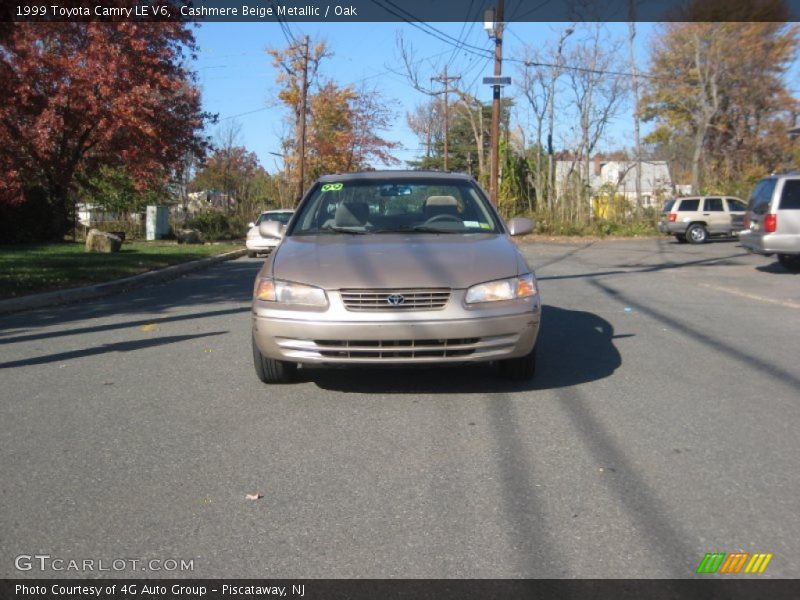 Cashmere Beige Metallic / Oak 1999 Toyota Camry LE V6