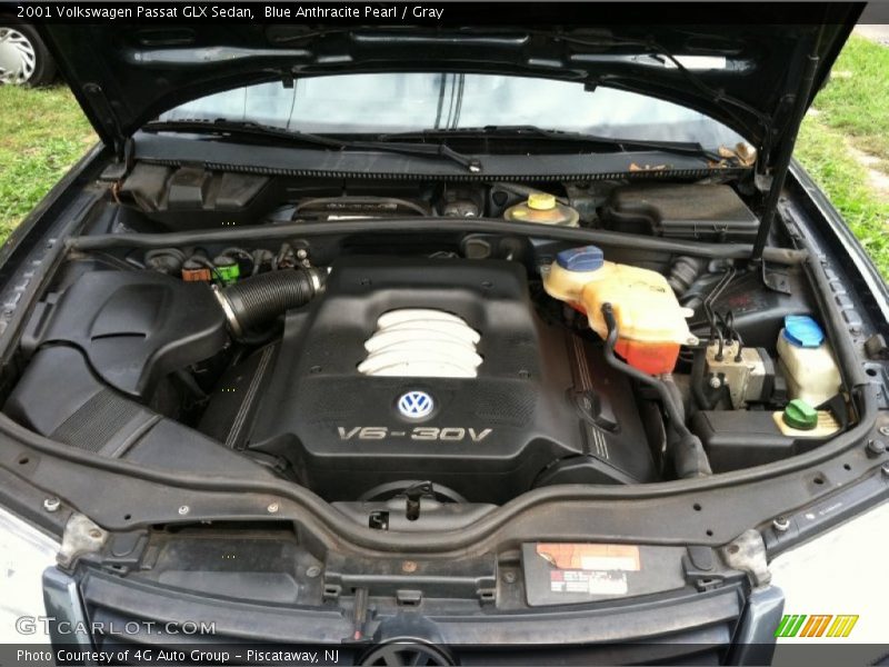 Blue Anthracite Pearl / Gray 2001 Volkswagen Passat GLX Sedan