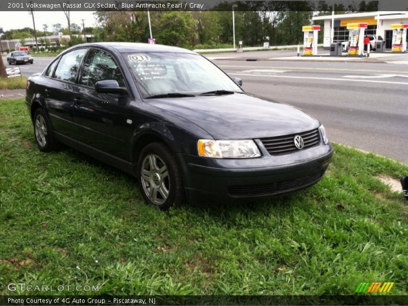Blue Anthracite Pearl / Gray 2001 Volkswagen Passat GLX Sedan
