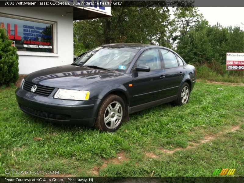 Blue Anthracite Pearl / Gray 2001 Volkswagen Passat GLX Sedan