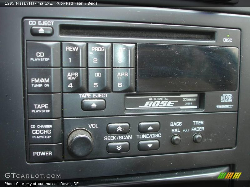 Ruby Red Pearl / Beige 1995 Nissan Maxima GXE