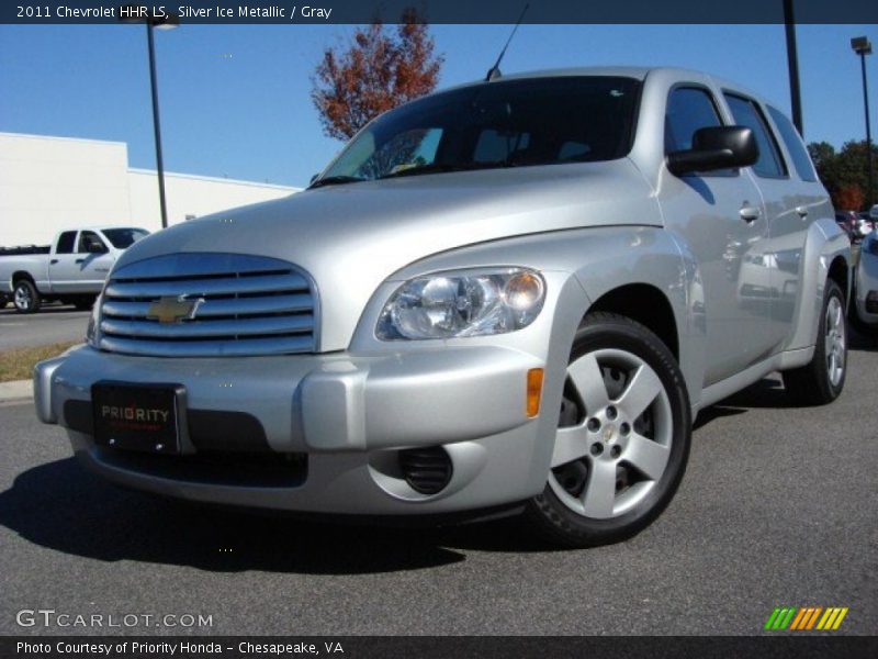 Silver Ice Metallic / Gray 2011 Chevrolet HHR LS