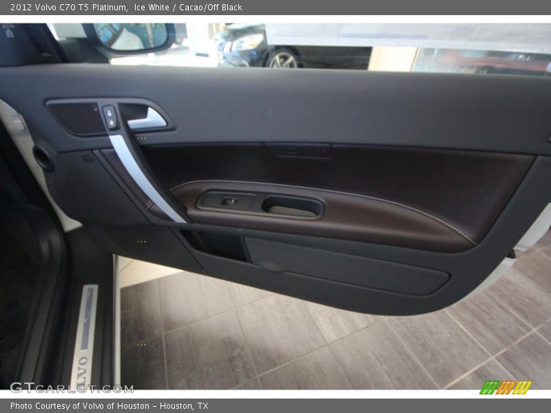 Door Panel of 2012 C70 T5 Platinum