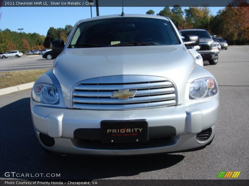 Silver Ice Metallic / Gray 2011 Chevrolet HHR LS