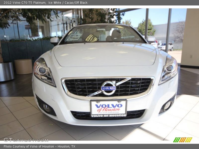 Ice White / Cacao/Off Black 2012 Volvo C70 T5 Platinum