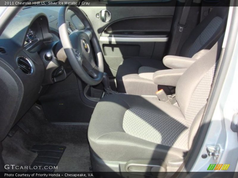 Silver Ice Metallic / Gray 2011 Chevrolet HHR LS