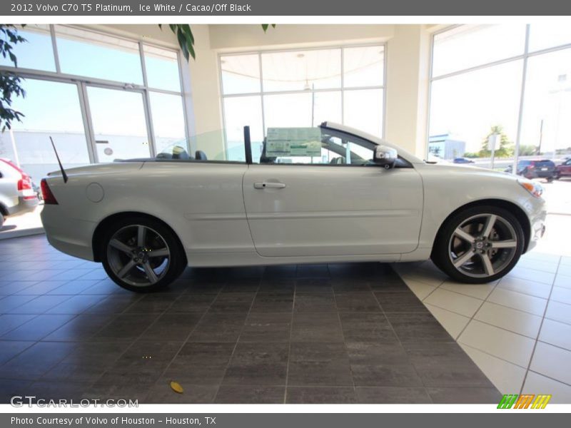 Ice White / Cacao/Off Black 2012 Volvo C70 T5 Platinum