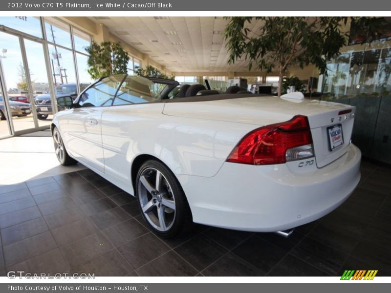 Ice White / Cacao/Off Black 2012 Volvo C70 T5 Platinum