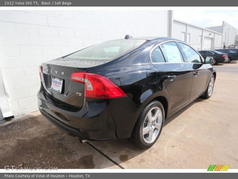 Black / Soft Beige 2012 Volvo S60 T5
