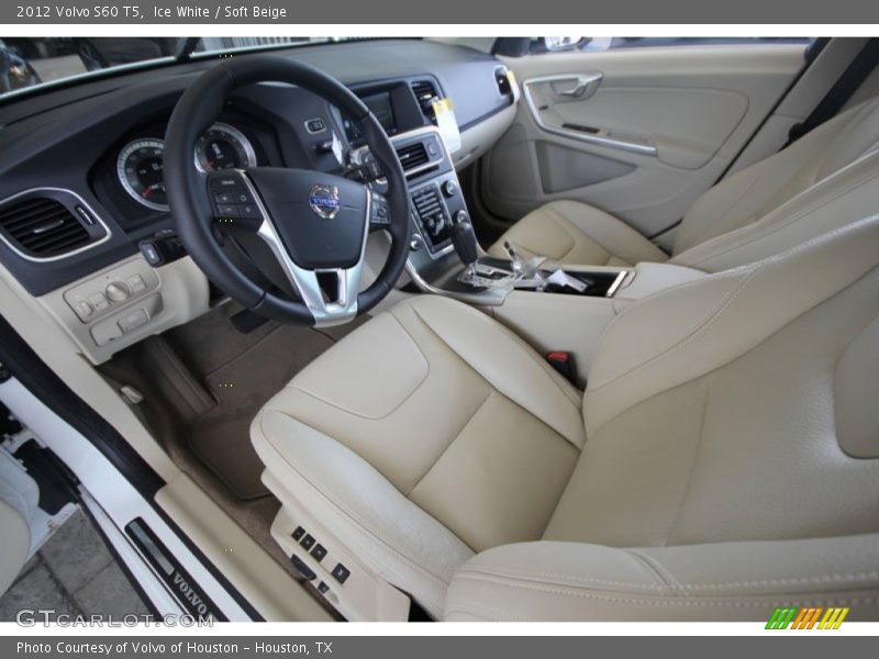 Ice White / Soft Beige 2012 Volvo S60 T5