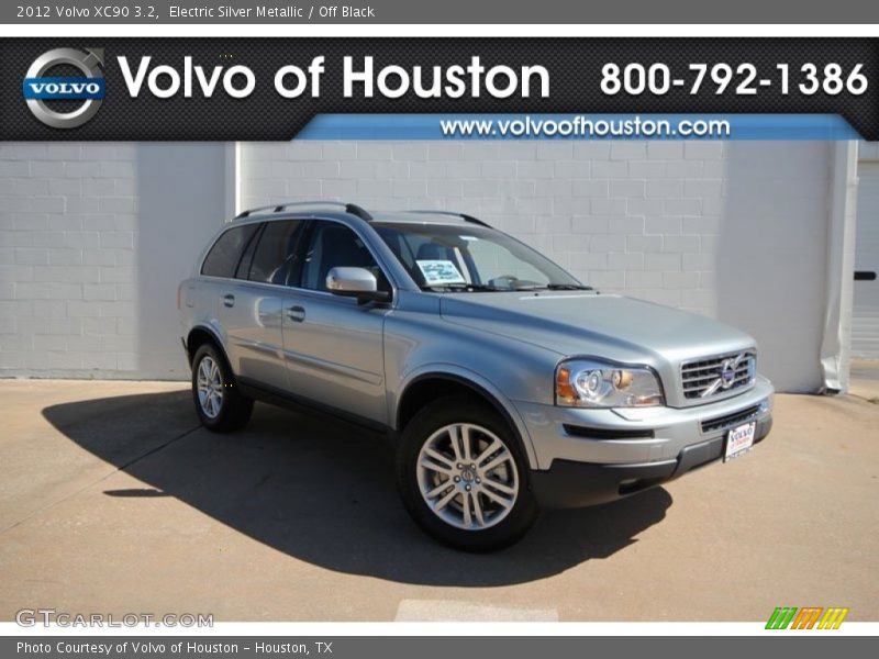 Electric Silver Metallic / Off Black 2012 Volvo XC90 3.2