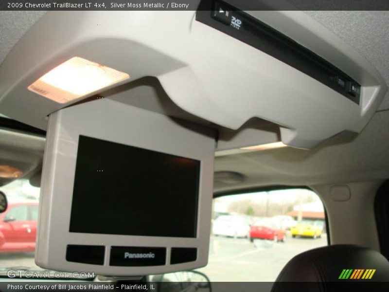 Silver Moss Metallic / Ebony 2009 Chevrolet TrailBlazer LT 4x4