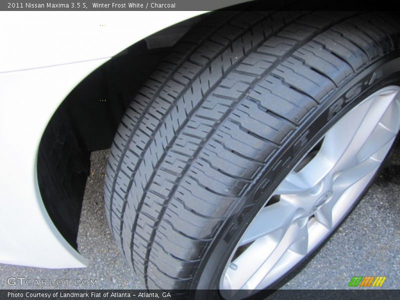 Winter Frost White / Charcoal 2011 Nissan Maxima 3.5 S