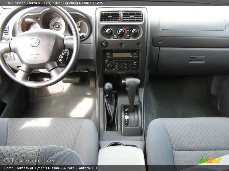 Silver Lightning Metallic / Gray 2004 Nissan Xterra XE 4x4