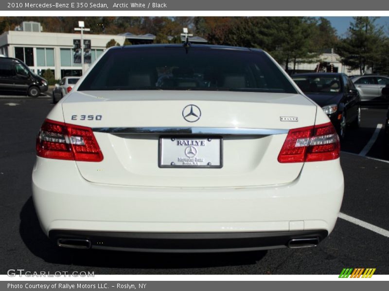 Arctic White / Black 2010 Mercedes-Benz E 350 Sedan
