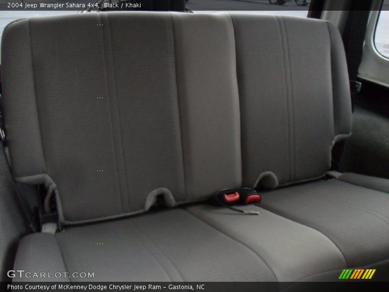 Black / Khaki 2004 Jeep Wrangler Sahara 4x4