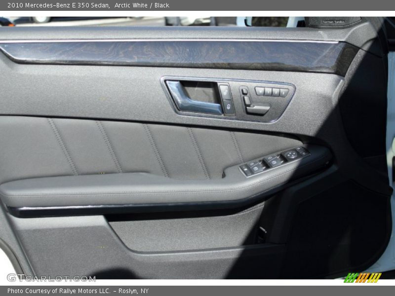 Arctic White / Black 2010 Mercedes-Benz E 350 Sedan