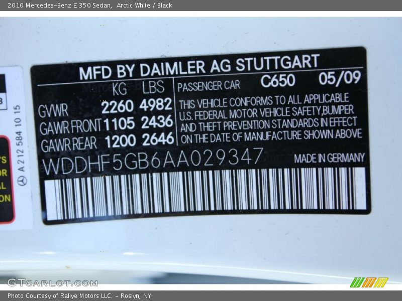 Arctic White / Black 2010 Mercedes-Benz E 350 Sedan